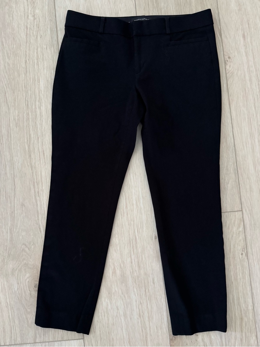 Banana Republic Sloan Fit women’s cropped black dress pants flat front size 6